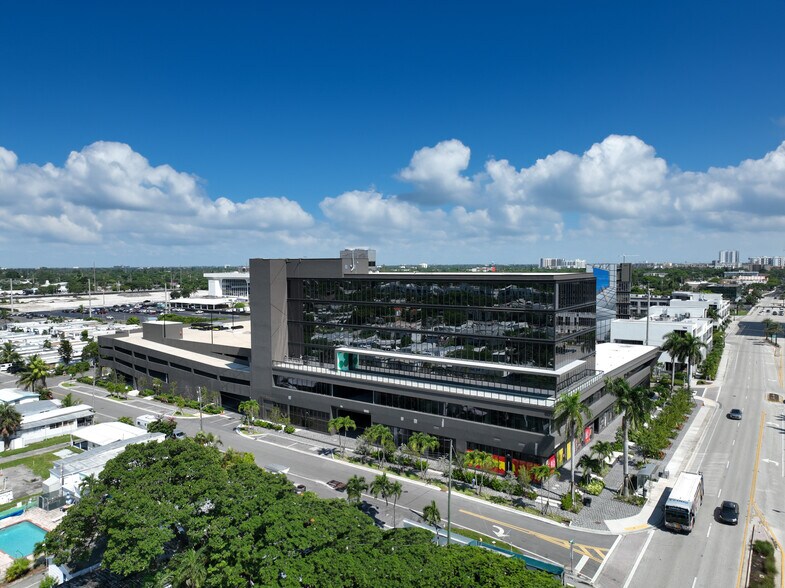 More Photos Of 601 N Federal Hwy, Hallandale Beach Unknown For Lease