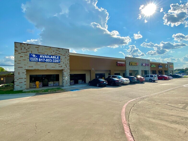 710 E Sublett Rd, Arlington, TX 76018 Retail For Lease