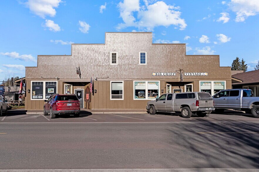 Primary Photo Of 352 E Hood Ave, Sisters General Retail For Sale