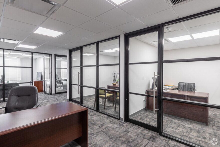 More Photos Of 83 East Ave, Norwalk Medical For Lease