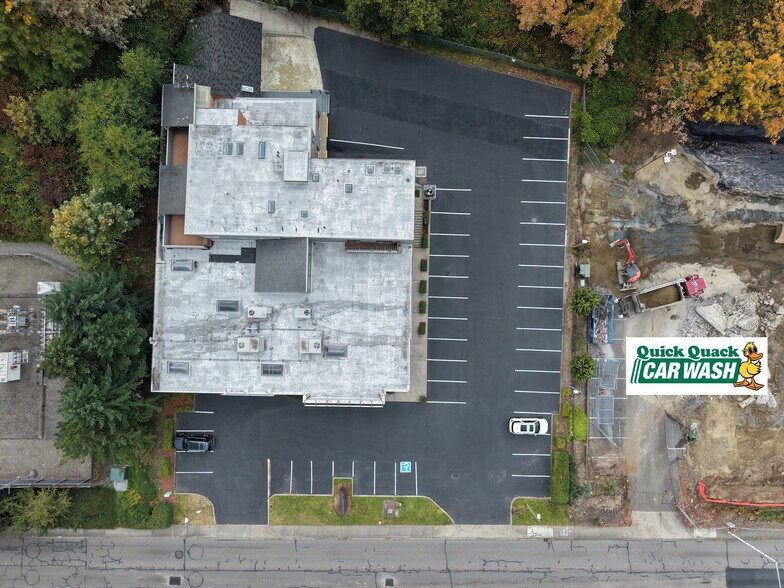 More Photos Of 16705 Southcenter Pky, Tukwila Freestanding For Lease