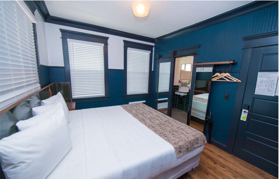 More Photos Of 765 10th Ave, San Diego Hospitality For Sale