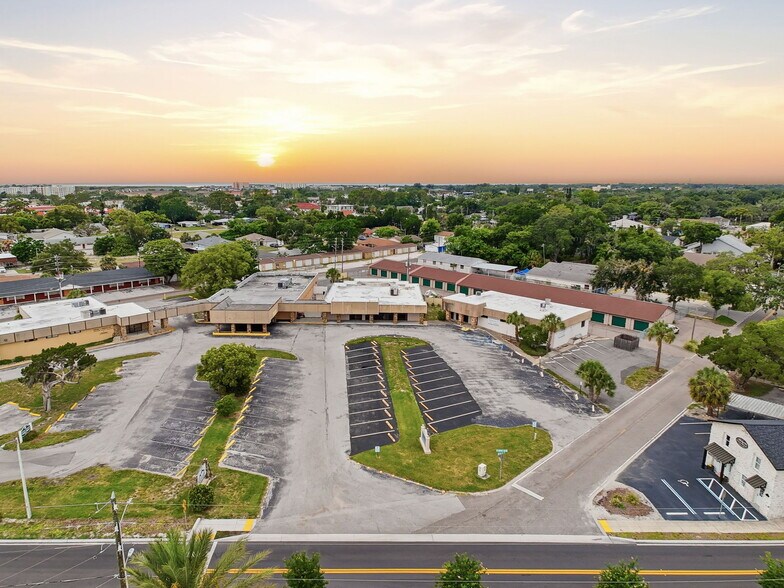 More Photos Of 5321 Grand Blvd, New Port Richey Medical For Sale