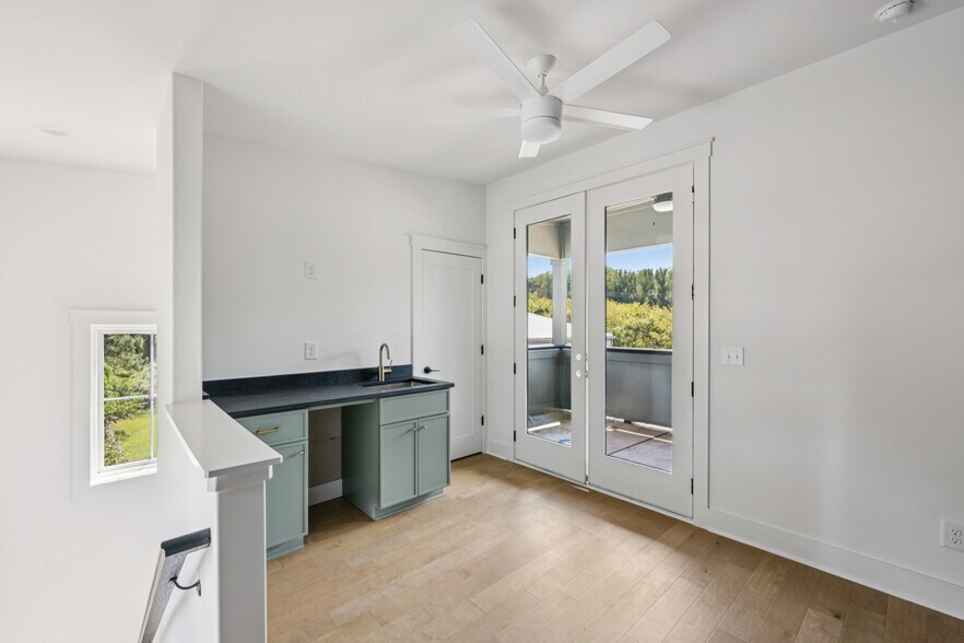 More Photos Of , Atlanta Multifamily For Sale