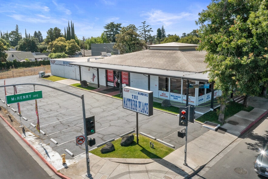 More Photos Of 1120 McHenry Ave, Modesto Freestanding For Sale