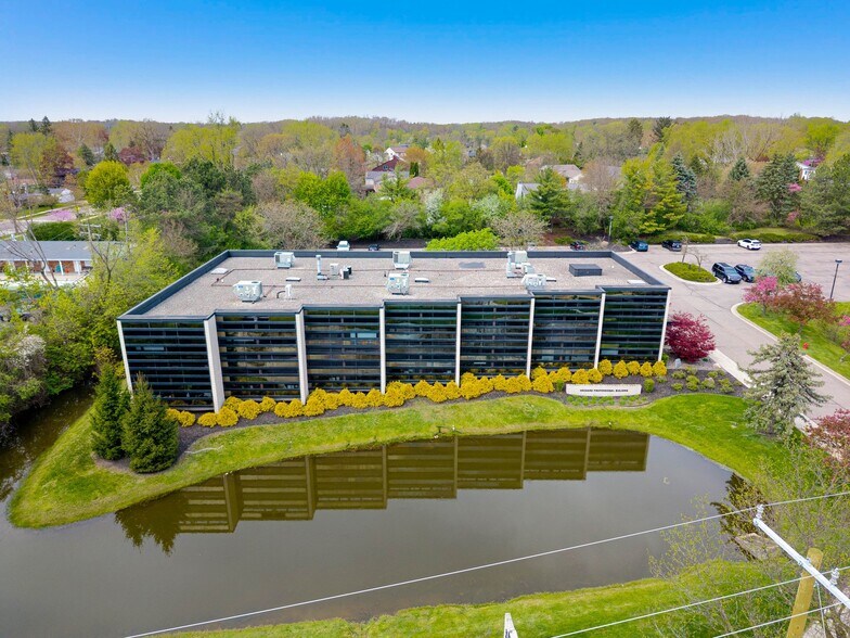 More Photos Of 3055 Plymouth Rd, Ann Arbor Office Residential For Lease