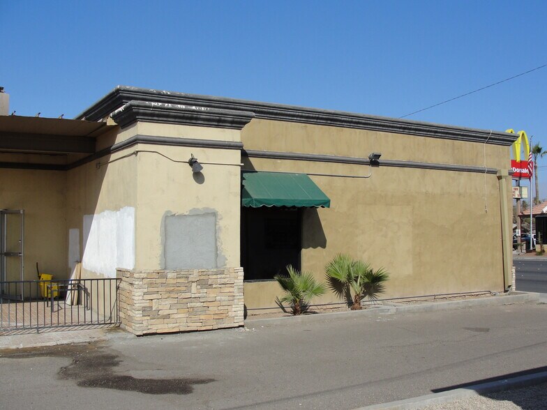 More Photos Of 717-723 S Imperial Ave, Calexico Fast Food For Sale
