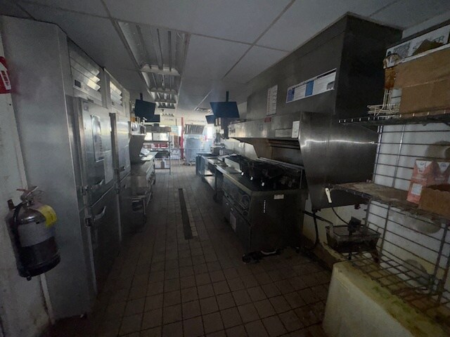 More Photos Of 55 Brantley Blvd, Douglas Fast Food For Sale