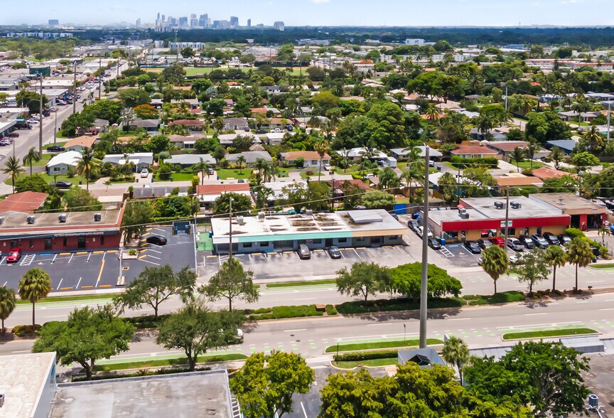More Photos Of 370 E Prospect Rd, Oakland Park Office For Sale