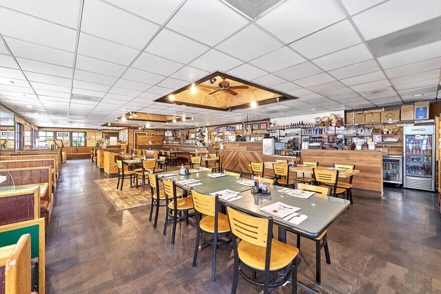 More Photos Of 15926 S Western Ave, Gardena Restaurant For Sale