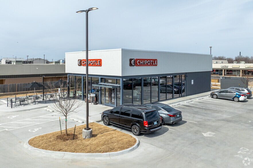 More Photos Of 11051 41st st, Tulsa Fast Food For Sale