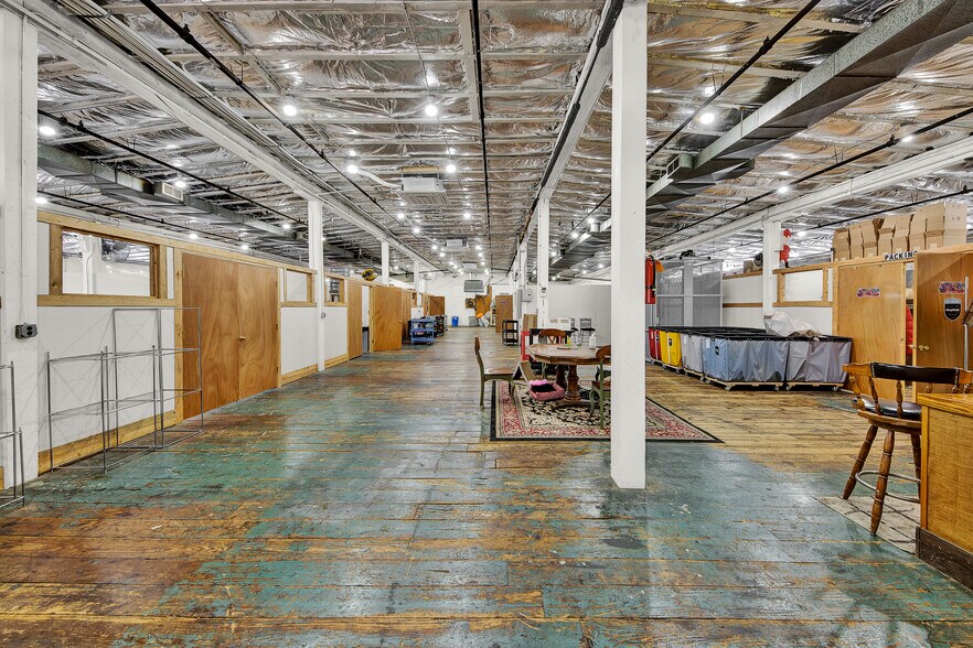 More Photos Of 24 Johnes St, Newburgh Light Manufacturing For Lease