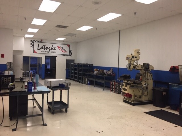 More Photos Of 1747 Independence Blvd, Sarasota Light Distribution For Lease