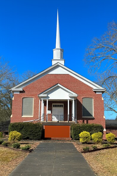 More Photos Of 177 Chestnut St, Trion Religious Facility For Sale