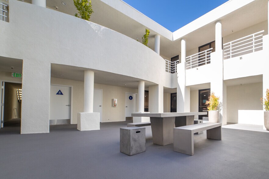 More Photos Of 24445 Hawthorne Blvd, Torrance Medical For Lease