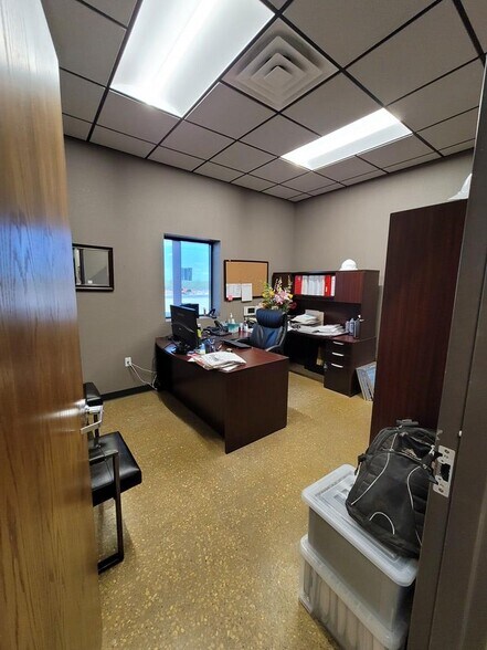 More Photos Of 6308 S County Road 1270, Midland Warehouse For Lease
