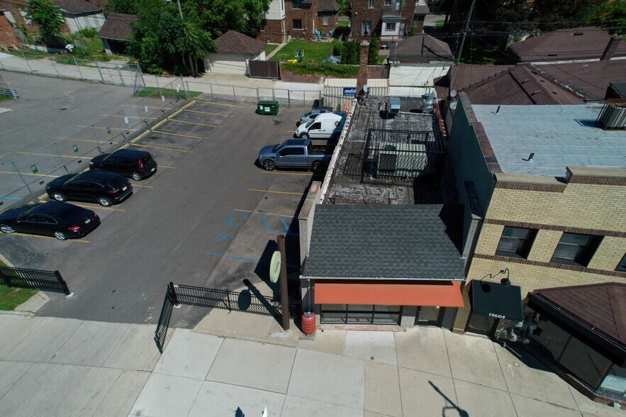 More Photos Of 19614 Grand River Ave, Detroit Storefront For Sale