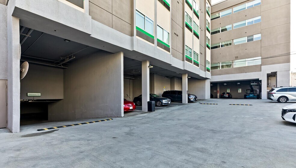 More Photos Of 611 S Westlake Ave, Los Angeles Hotel For Sale