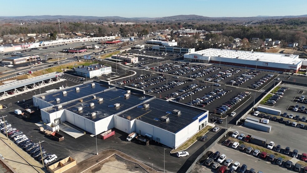 More Photos Of 1655 Boston Rd, Springfield Storefront For Sale