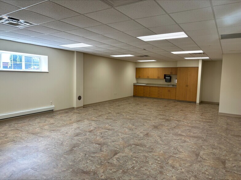 More Photos Of 433 Mill St, Zumbrota Assisted Living For Lease