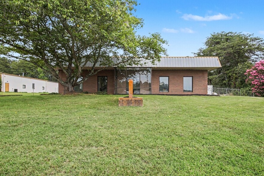 More Photos Of 455 Forum Pky, Rural Hall Industrial For Sale