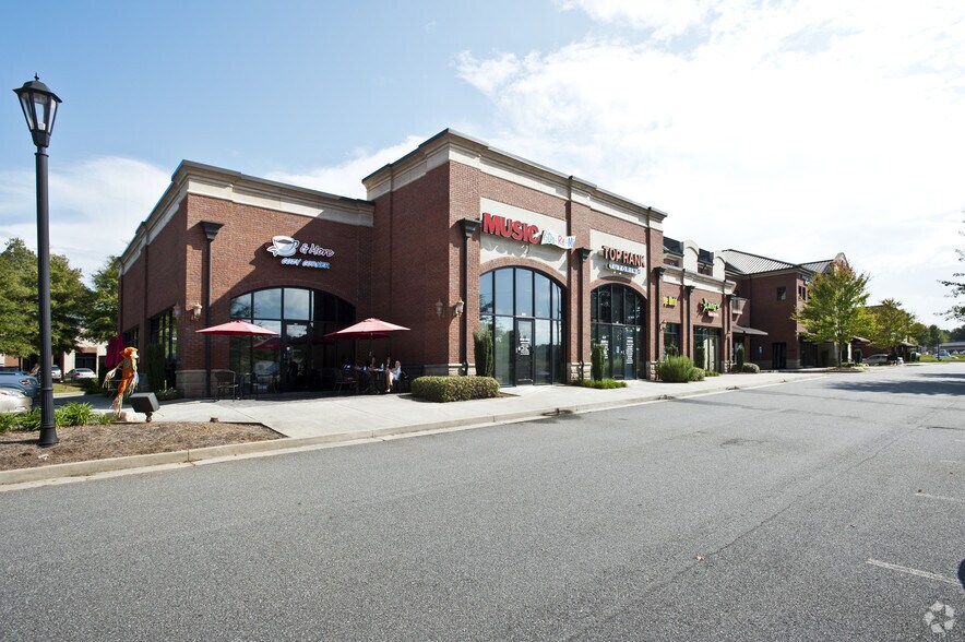 More Photos Of 10475 Medlock Bridge Rd, Johns Creek Storefront For Sale
