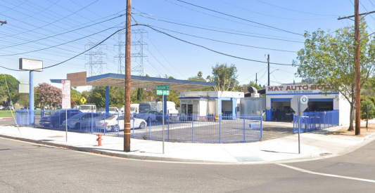 Primary Photo Of 4400 W Burbank Blvd, Burbank Auto Repair For Sale