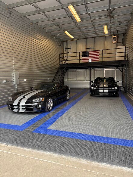 More Photos Of 7352 Greenridge Rd, Windsor Warehouse For Sale