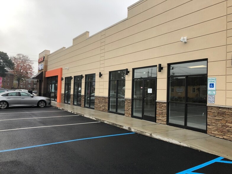 More Photos Of 405 Piaget Ave, Clifton Freestanding For Lease