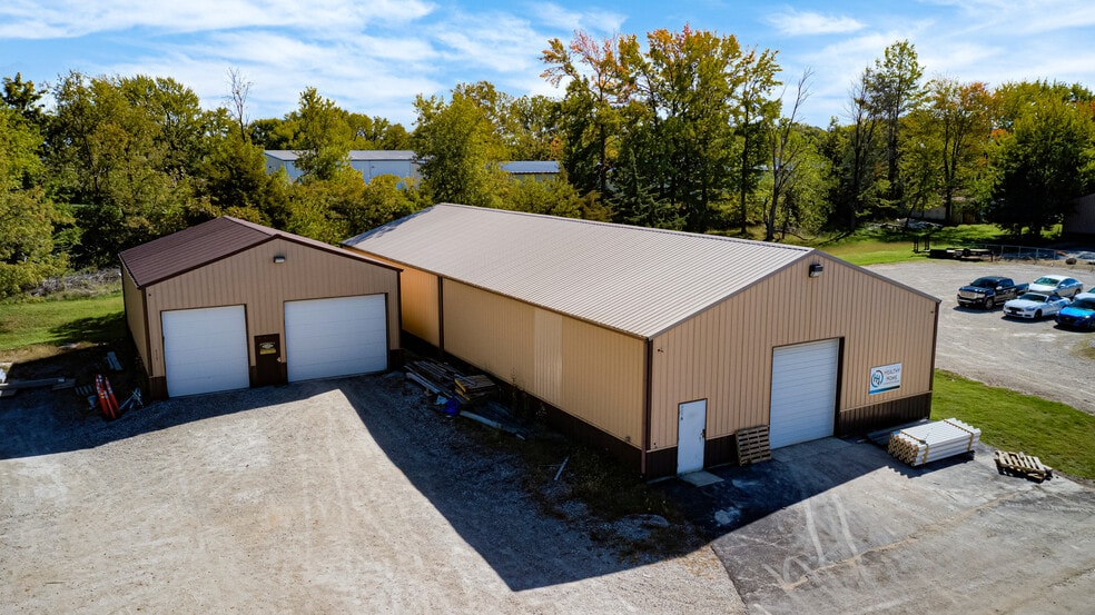 More Photos Of 5342 Elmwood Ave, Indianapolis Unknown For Lease