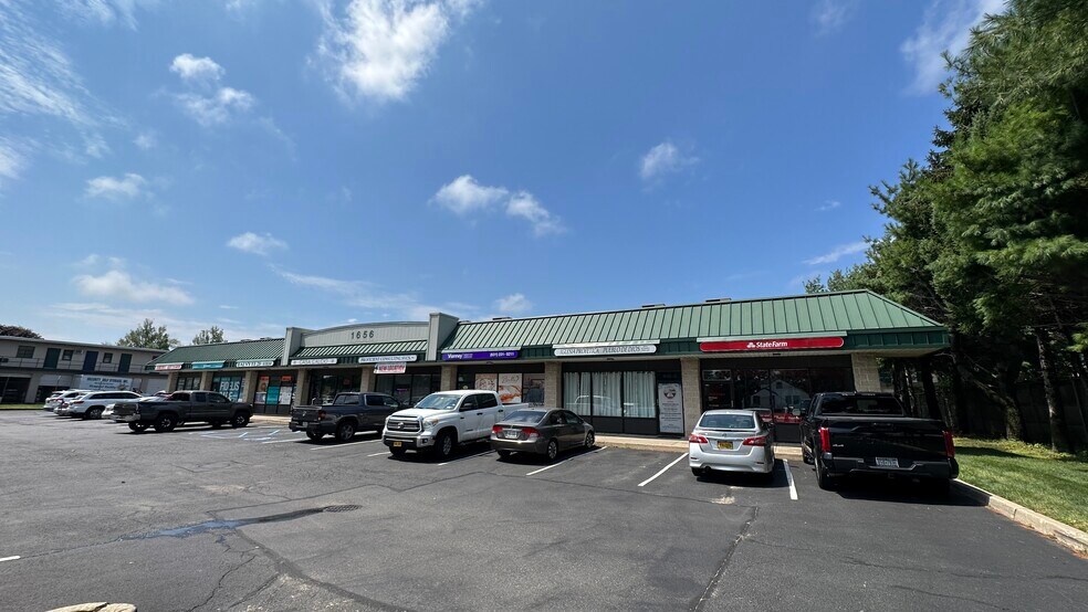 Primary Photo Of 1656 Fifth Ave, Bay Shore Unknown For Lease