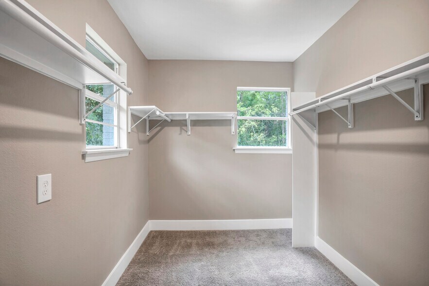 More Photos Of 601 Spring St, Round Rock Office Residential For Lease
