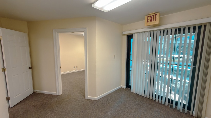 More Photos Of 4400 Bayou Blvd, Pensacola Office For Sale