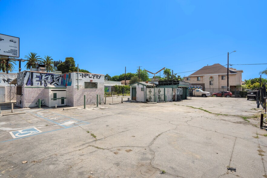 More Photos Of 5630 S Central Ave, Los Angeles Land For Sale