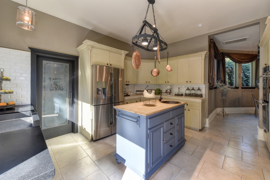 More Photos Of 8734 Sotheby Ct, Fair Oaks Assisted Living For Sale