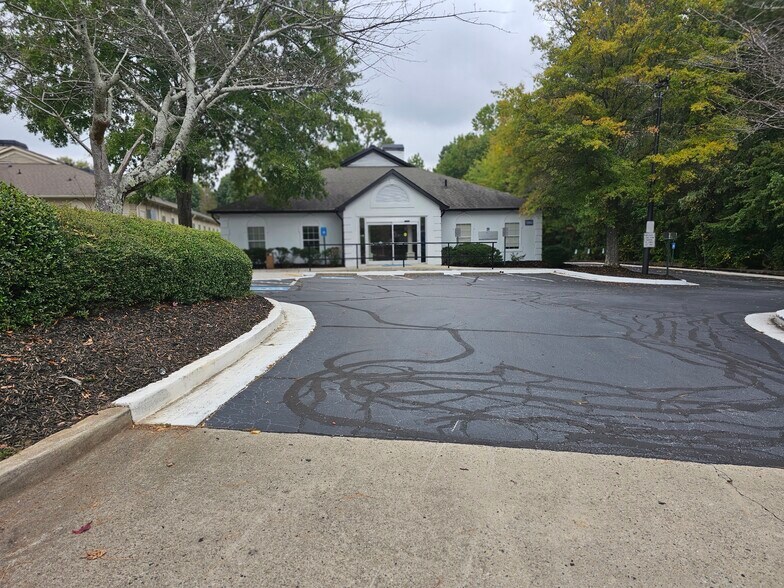 More Photos Of 1260 Upper Hembree Rd, Roswell Medical For Sale