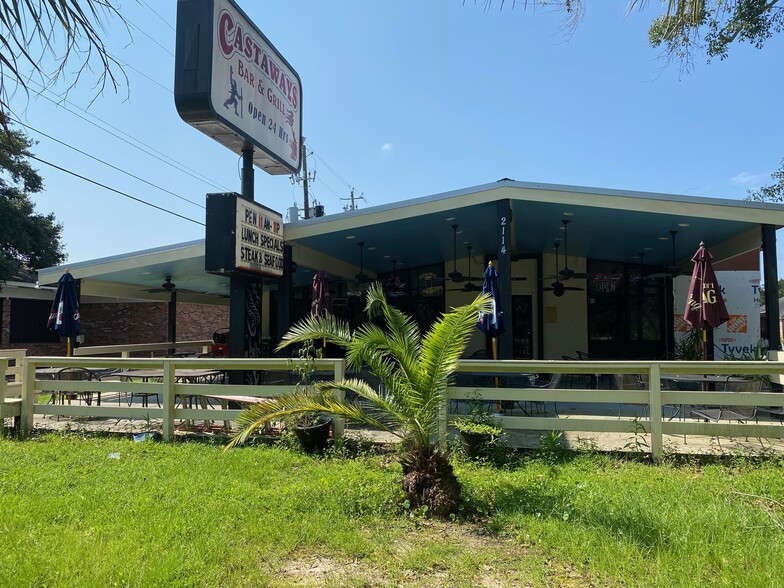 Primary Photo Of 2114 Bienville Blvd, Ocean Springs Bar For Sale