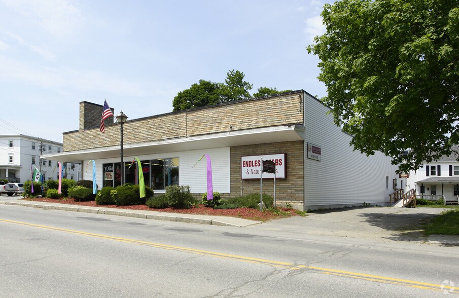 More Photos Of 134 Main St, Newport Freestanding For Sale