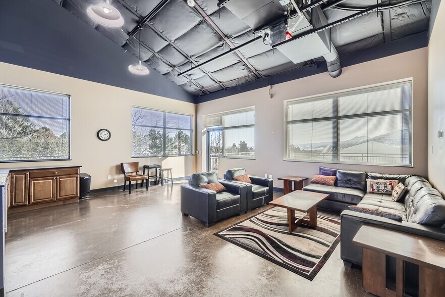 More Photos Of 11616 Shaffer Pl, Littleton Showroom For Sale