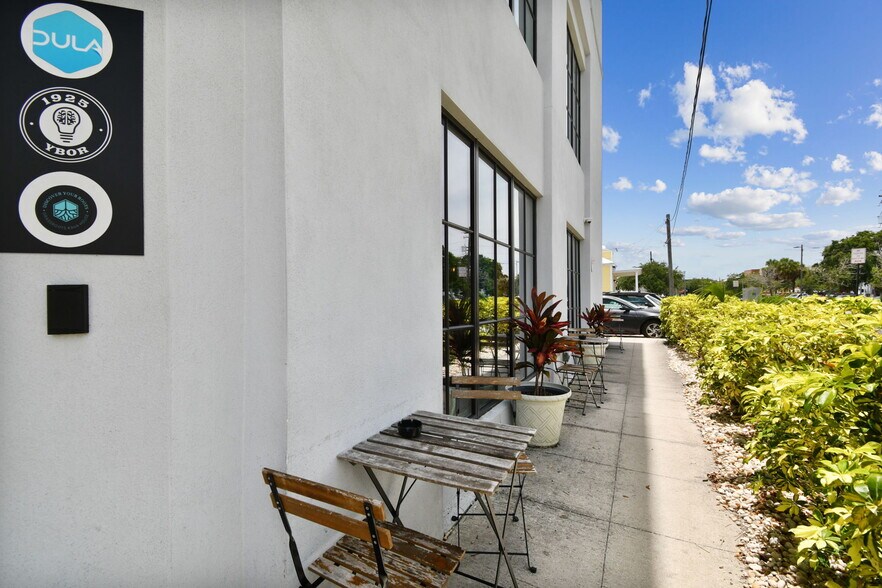 More Photos Of 1925 E 6th Ave, Tampa Office For Sale