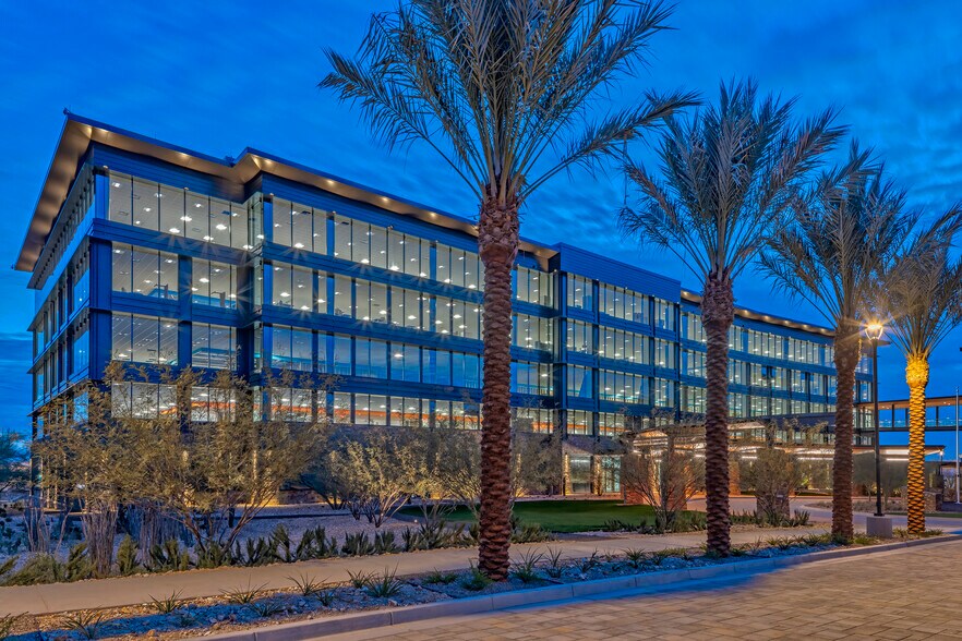 More Photos Of NWC Hayden & Loop 101, Scottsdale Office For Lease