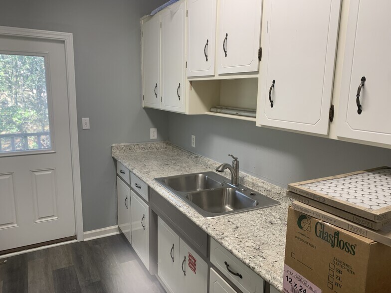 More Photos Of 3000 Langley Ave, Pensacola Office For Sale