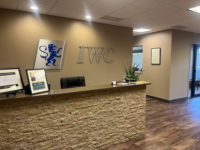 More Photos Of 100 Bradford Rd, Wexford Medical For Lease