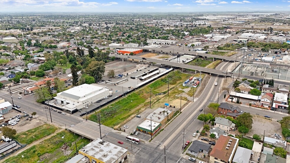 More Photos Of 609 S San Joaquin St, Stockton Warehouse For Sale