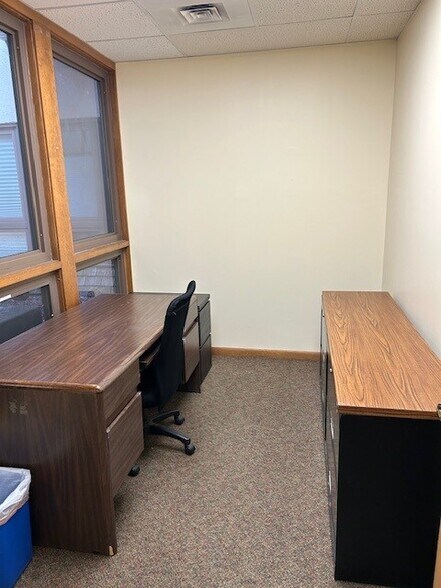More Photos Of 674 US Highway 202, Bridgewater Office For Lease