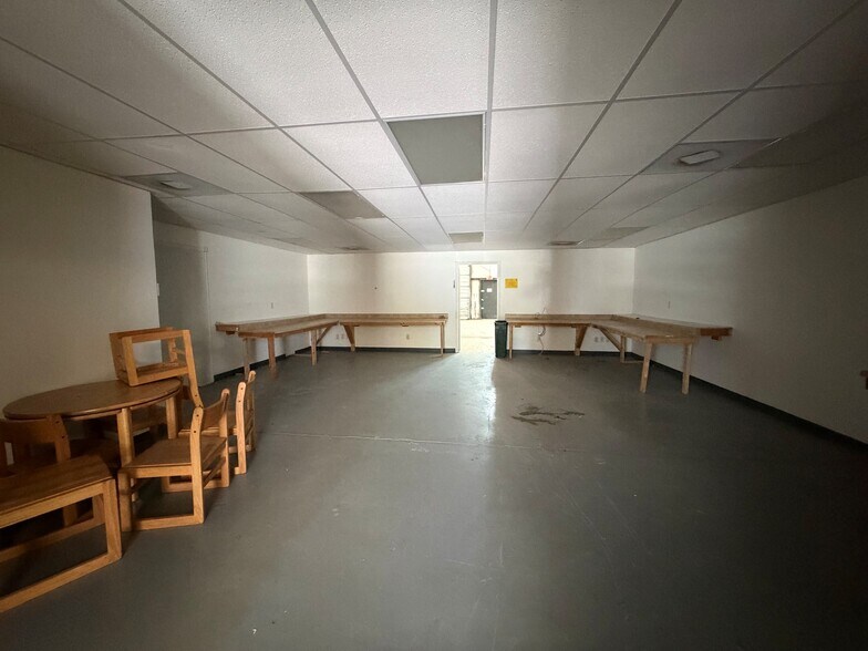 More Photos Of 3224 Westwood Industrial Dr, Monroe Warehouse For Lease