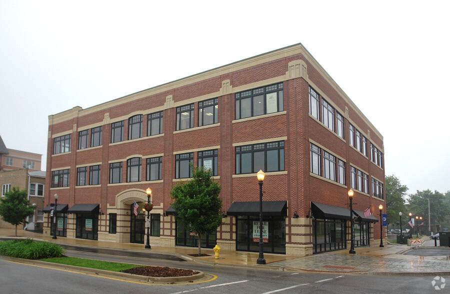 More Photos Of 5143-5151 Mochel Dr, Downers Grove Office For Sale