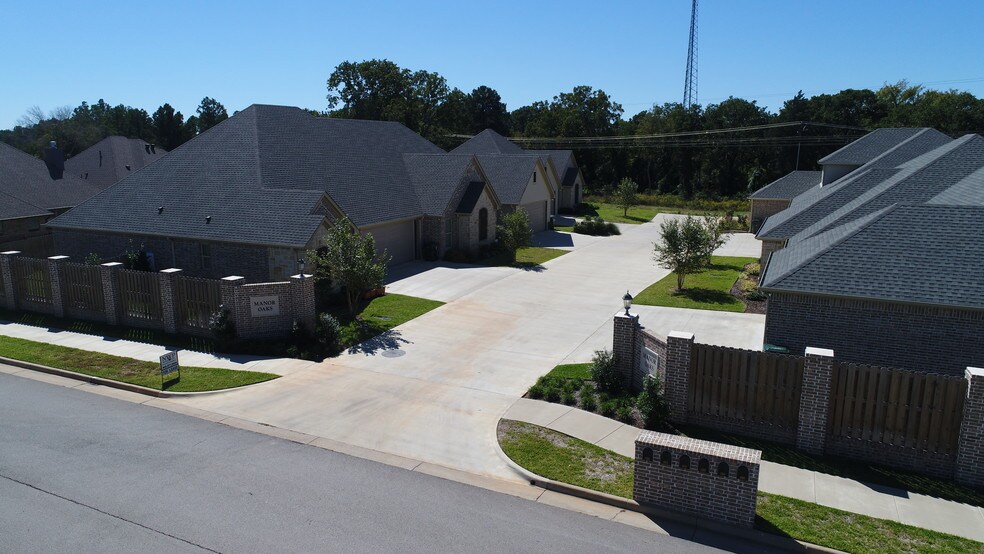 More Photos Of 2980 Elkton Trl, Tyler Apartments For Sale