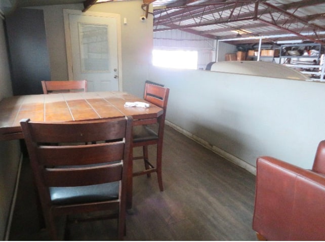 More Photos Of 15038 Valley Blvd, Fontana Service For Lease