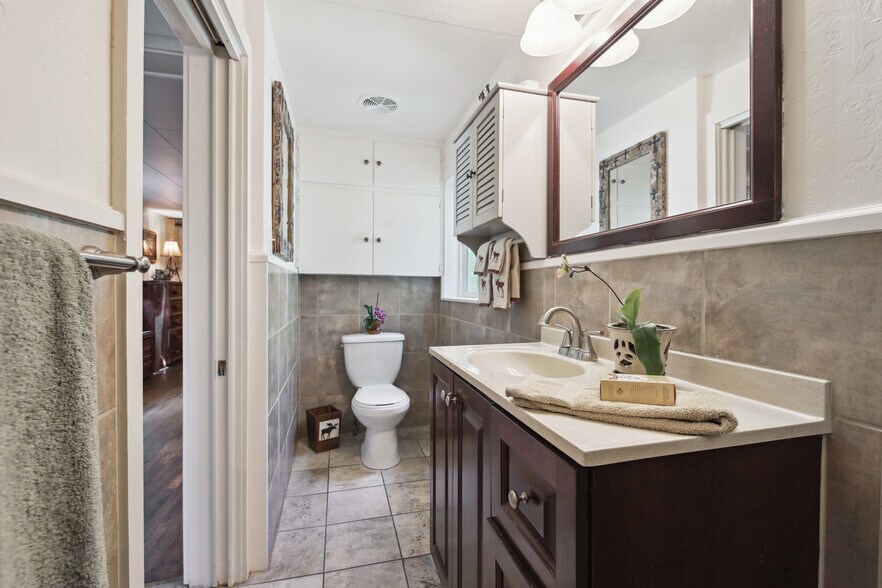 More Photos Of 1615 CO Rd 308 Rd, Dumont Freestanding For Sale